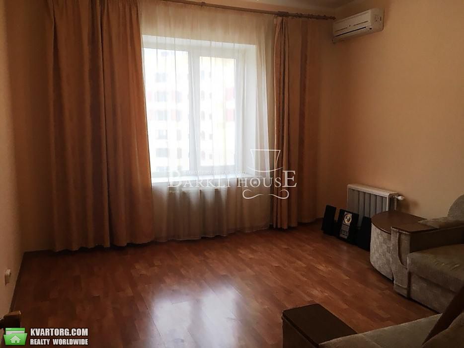 Rent out 4-room apartment. Киев,  Дмитриевская — photo 5