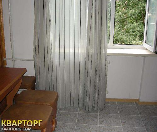 Rent out 1-room apartment. Киев,  Якира — photo 3