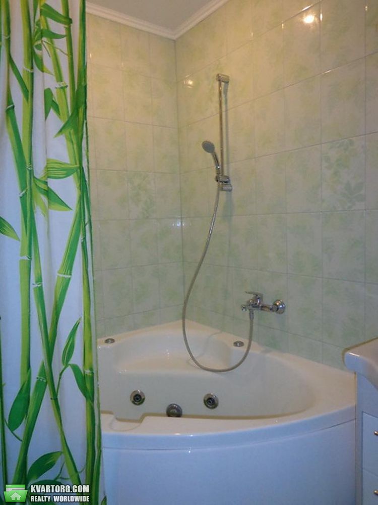 Rent out 2-room apartment. Киев, Назаровская — photo 7