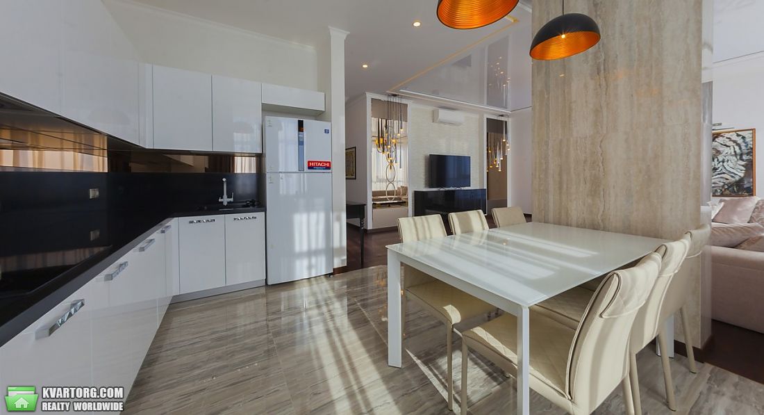 Sell 4-room apartment. Киев,  Драгомирова — photo 4