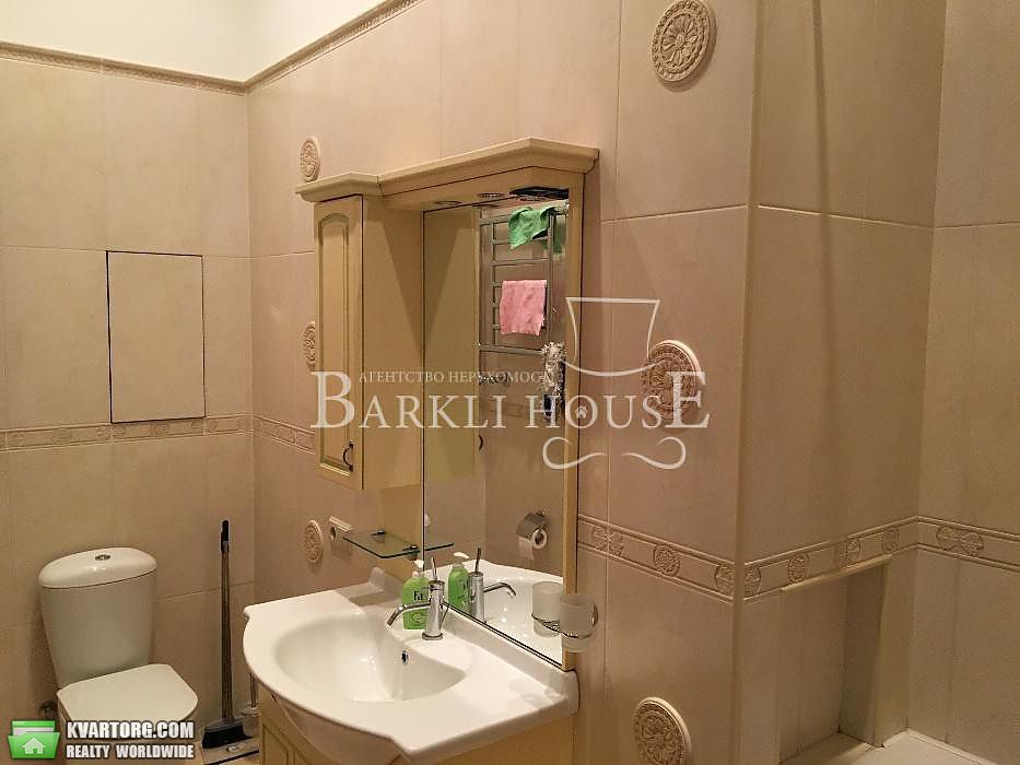 Rent out 2-room apartment. Киев,  Верхний Вал — photo 9