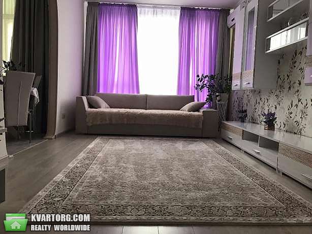 Rent out 1-room apartment. Киев,  Армянская — photo 1
