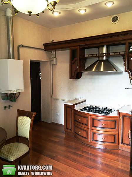 Sell 4-room apartment. Киев,  Гоголевская — photo 2