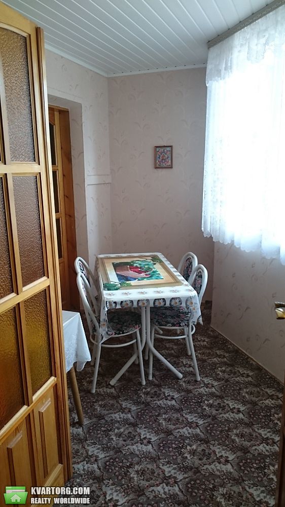 Rent out 2-room apartment. Киев,  Лаврухина — photo 7