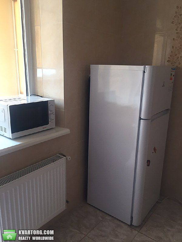 Rent out 2-room apartment. Киев, Боголюбова — photo 2
