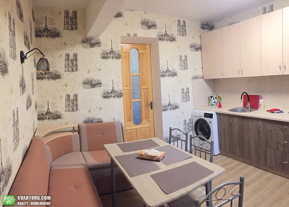 Rent out 1-room apartment. Киев,  Старонаводницкая — photo 3