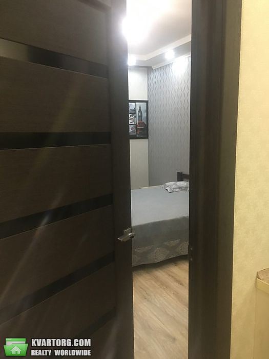 Rent out 2-room apartment. Киев,  Феодосийская — photo 2