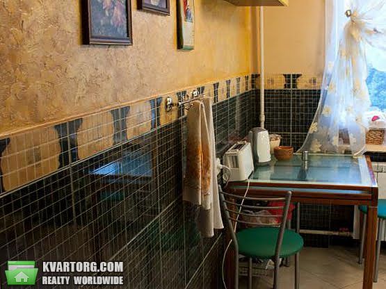 Sell 2-room apartment. Киев,  Курская — photo 2