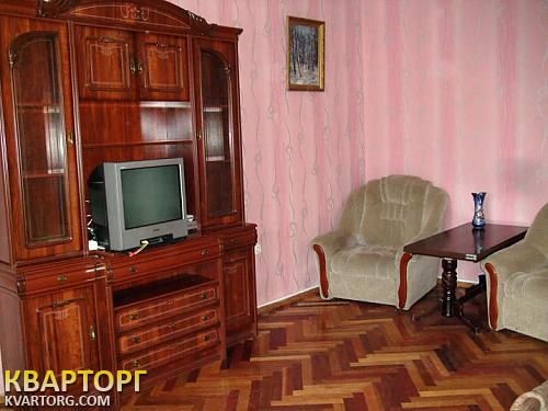 Rent out 2-room apartment. Киев,  Барбюса — photo 1