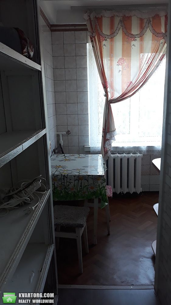 Rent out 2-room apartment. Киев,  Блюхера — photo 3