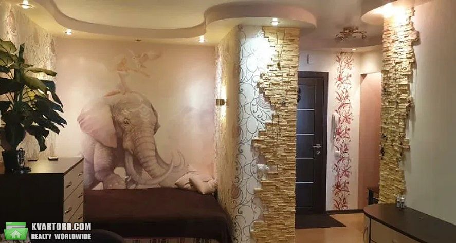 Rent out 1-room apartment. Киев,  Сосницкая — photo 1