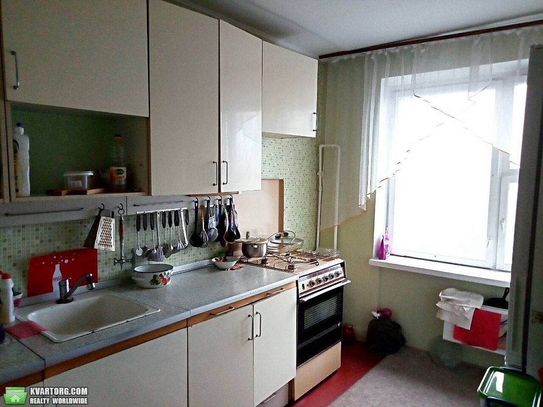 Sell 3-room apartment. Киев,  Марганецкая — photo 1