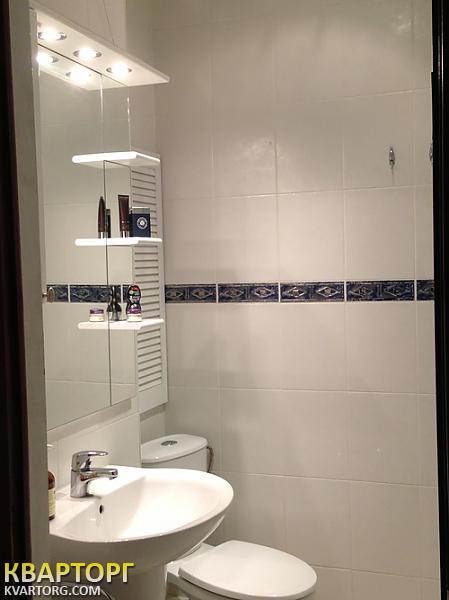 Rent out 1-room apartment. Киев,  Героев Сталинграда пр — photo 8