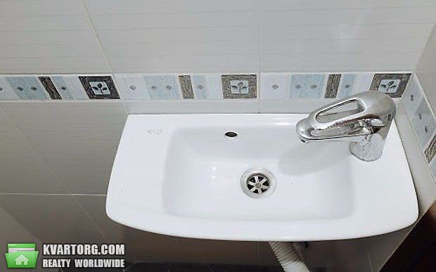 Sell 3-room apartment. Киев,  Эрнста — photo 3
