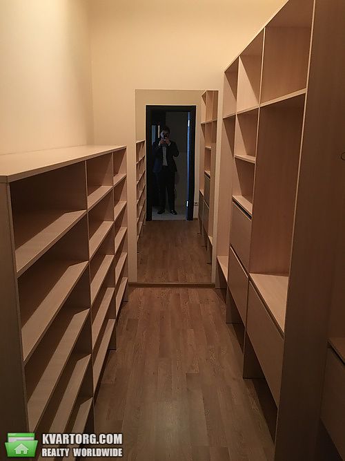 Rent out 3-room apartment. Киев,  Лабораторный пер — photo 6