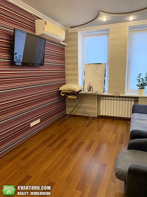 Sell 1-room apartment. Киев,  Вузовская — photo 1