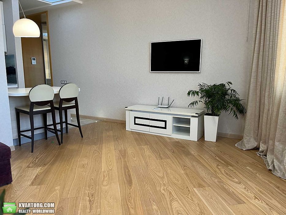 Rent out 3-room apartment. Киев, Ильенко — photo 2