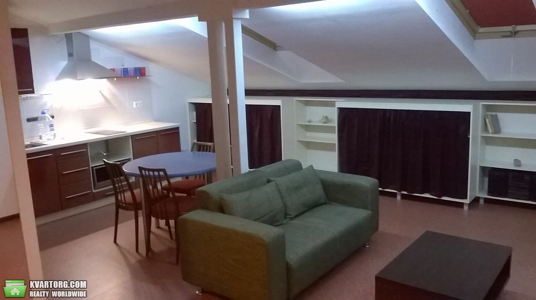 Rent out 2-room apartment. Днепропетровск, Ленина — photo 1