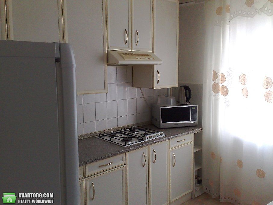 Sell 2-room apartment. Киев,  Соломенская — photo 2