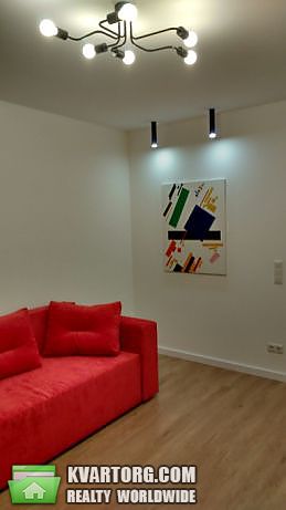 Rent out 2-room apartment. Киев, Проспект Победы — photo 9