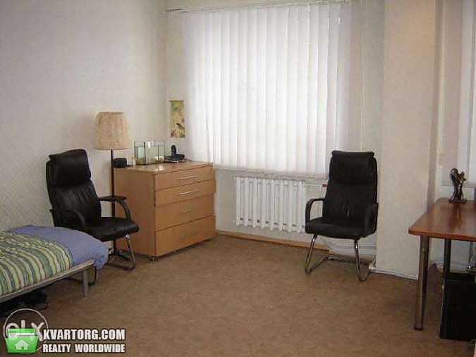 Sell 2-room apartment. Днепропетровск, Суворова ул. — photo 4