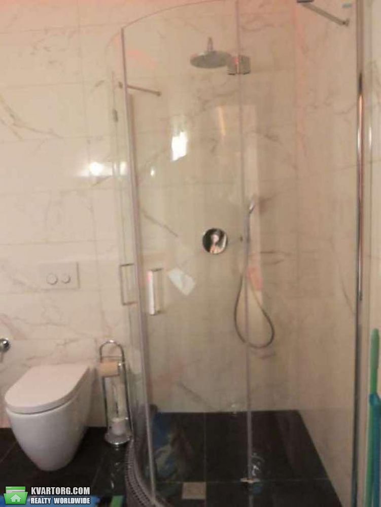 Rent out 2-room apartment. Киев,  Барбюса — photo 3