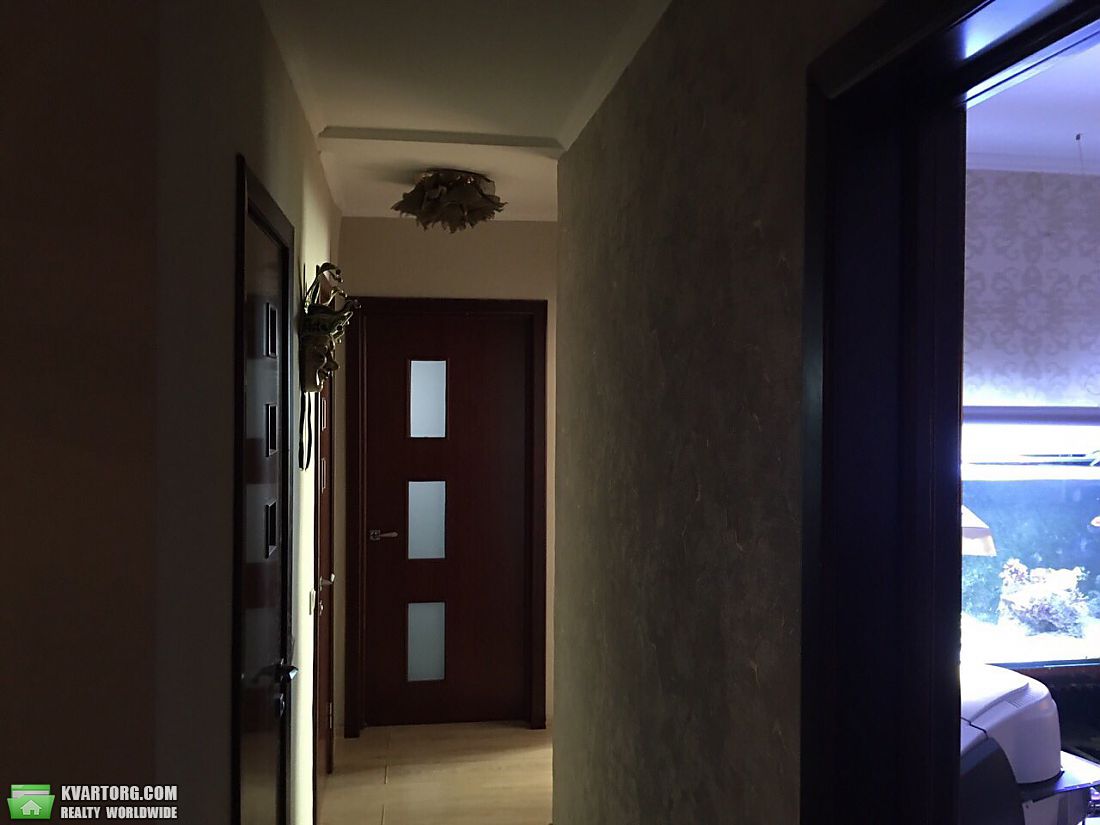 Sell 3-room apartment. Киев,  Святошинская пл — photo 6