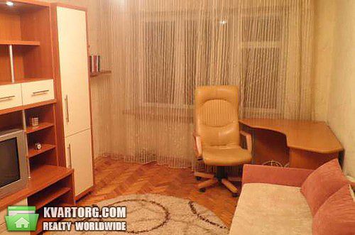 Rent out 2-room apartment. Киев, Баумана — photo 1