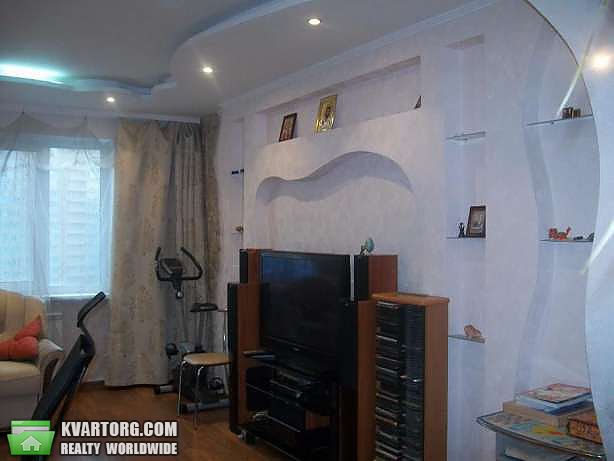 Sell 3-room apartment. Киев,  Срибнокильская — photo 2