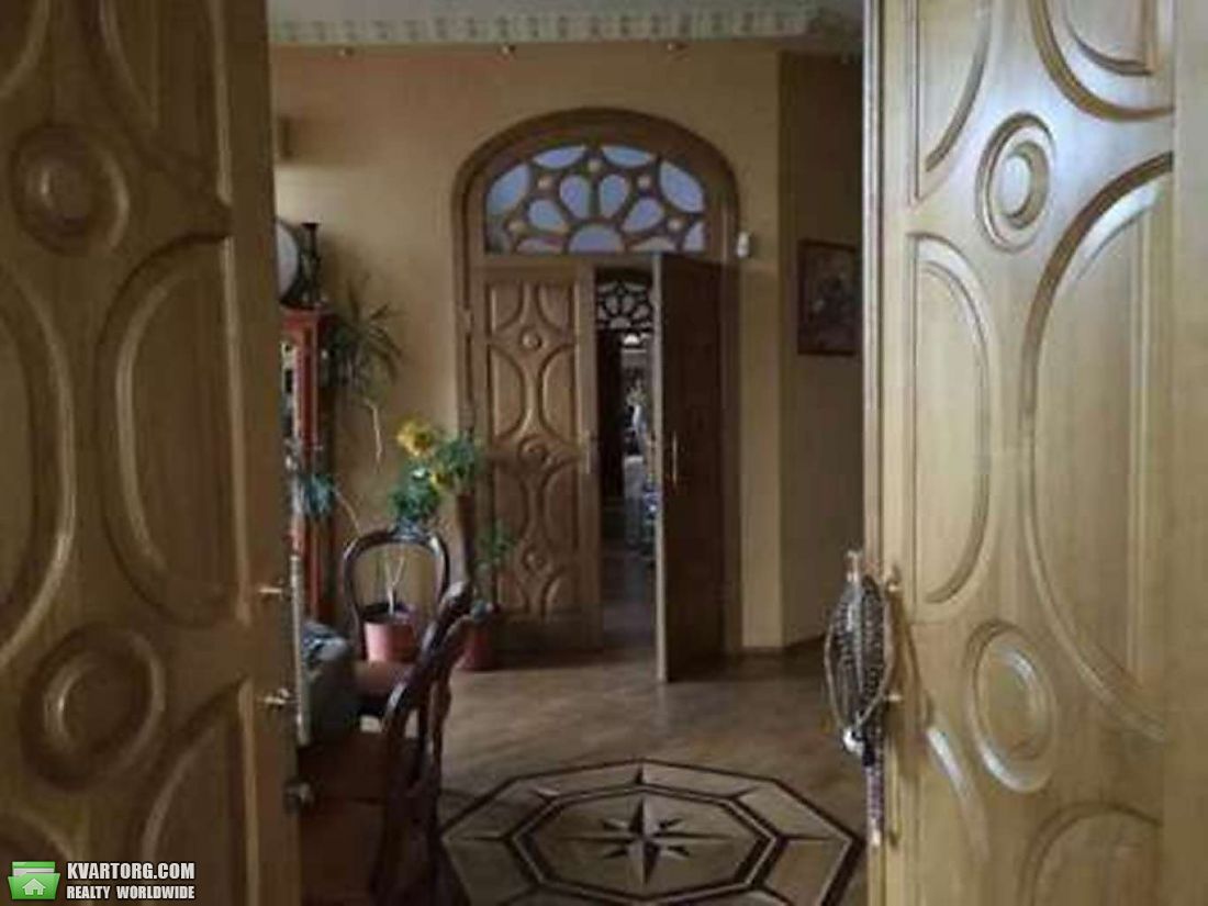 Rent out office. Киев,  Богдана Хмельницкого — photo 1