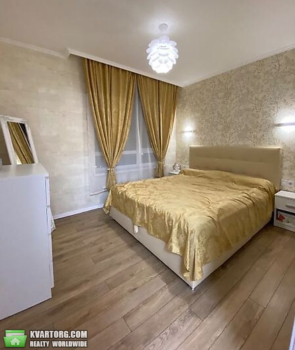Sell 2-room apartment. Киев,  Салютная — photo 3