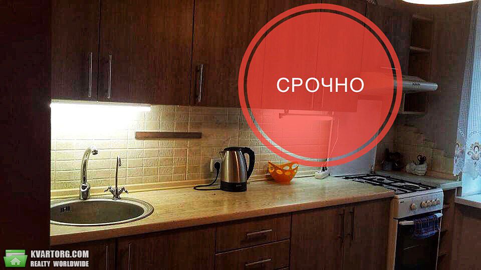 Rent out 1-room apartment. Киев,  Стратегическое шоссе — photo 1