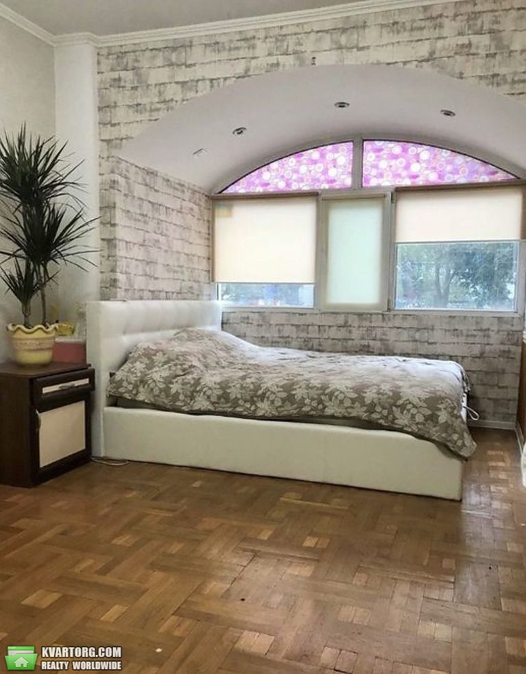 Sell 3-room apartment. Киев,  Бажана — photo 3