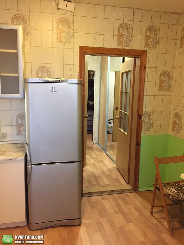 Rent out 2-room apartment. Киев,  Порика — photo 5