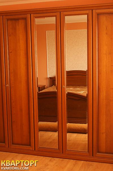Rent out 2-room apartment. Киев,  Дарницкий бул — photo 5