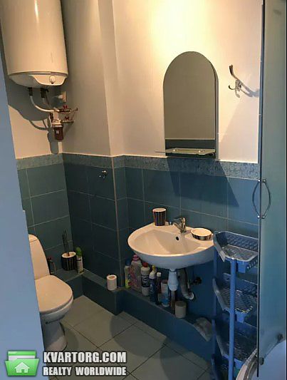Rent out 2-room apartment. Киев,  Шамрыло — photo 8