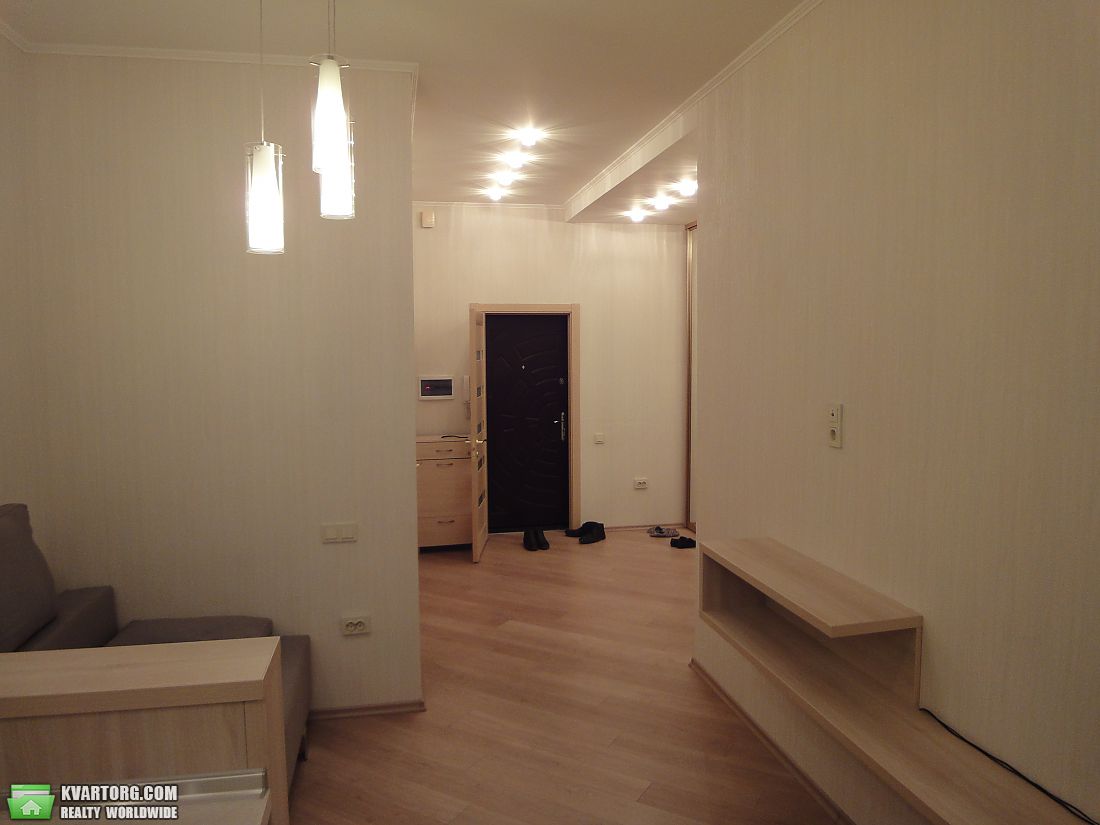 Rent out 1-room apartment. Одесса, Небесной сотни — photo 4