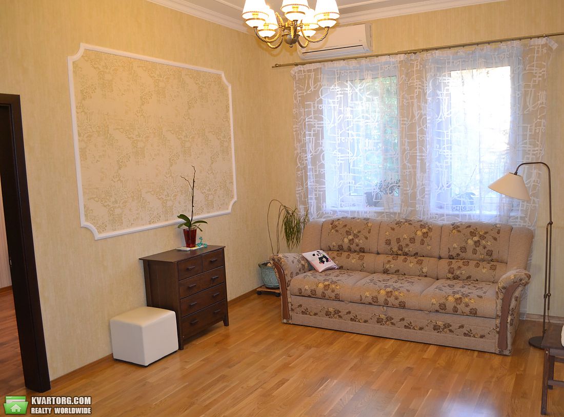 Sell 3-room apartment. Киев,  Юрия Коцюбинского — photo 4