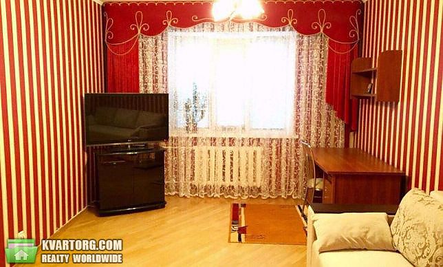 Rent out 3-room apartment. Киев,  Крушельницкой — photo 8
