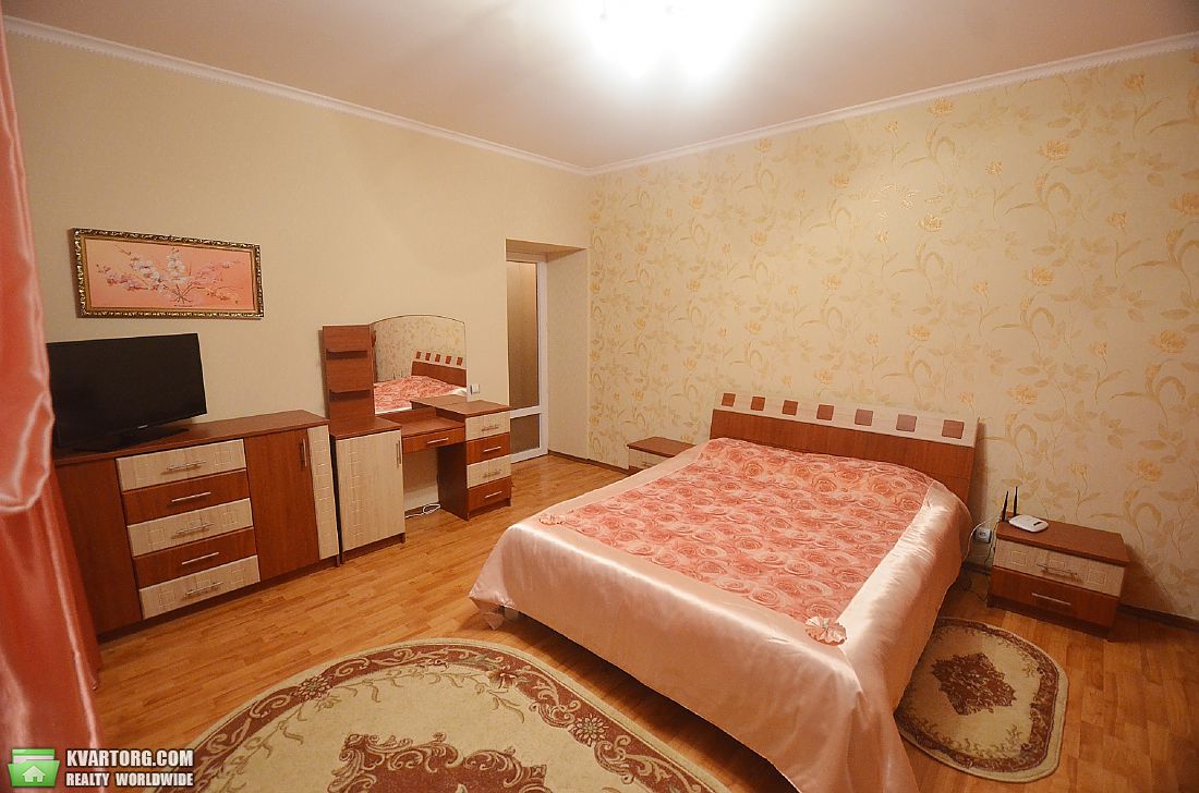 Rent out 2-room apartment. Николаев, Шнеерсона — photo 5