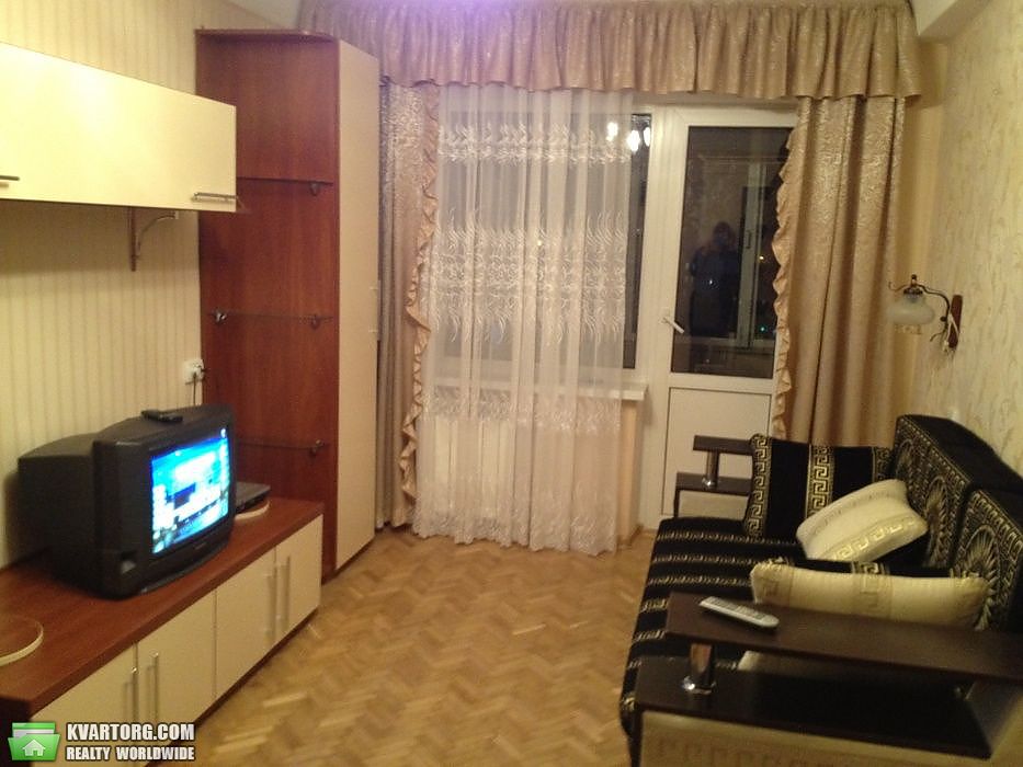 Sell 1-room apartment. Киев,  Пражская — photo 3