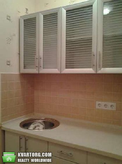 Sell 2-room apartment. Киев,  Днепровская наб — photo 1