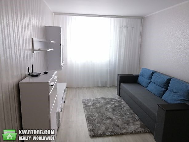 Rent out 2-room apartment. Киев,  Крушельницкой — photo 7