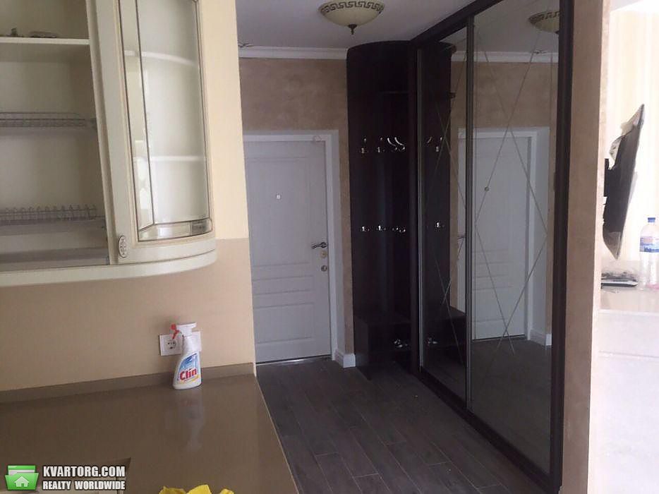 Rent out 2-room apartment. Киев,  Златоустовская — photo 5