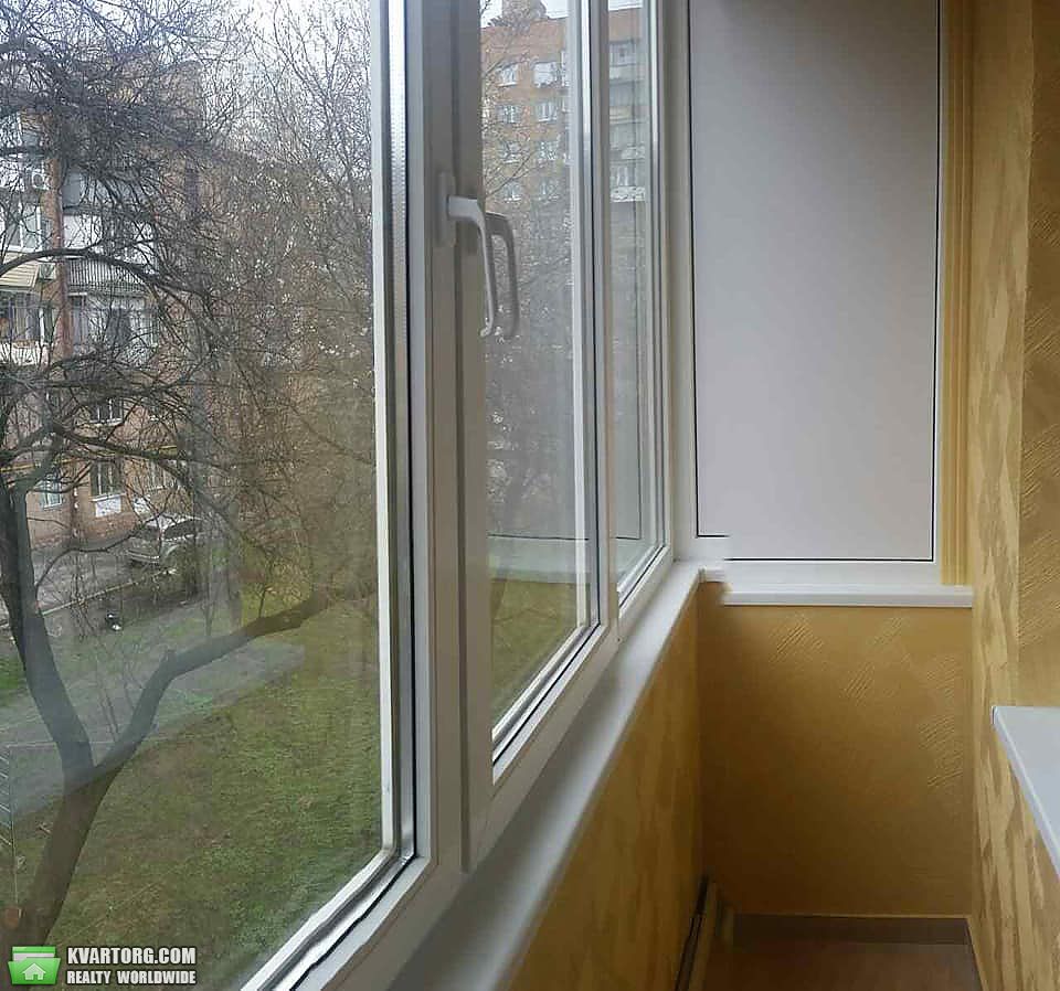 Rent out 2-room apartment. Киев,  Стельмаха — photo 10