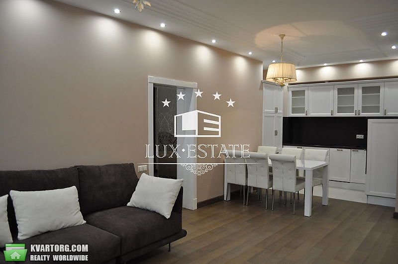 Rent out 3-room apartment. Киев,  Драгомирова — photo 1