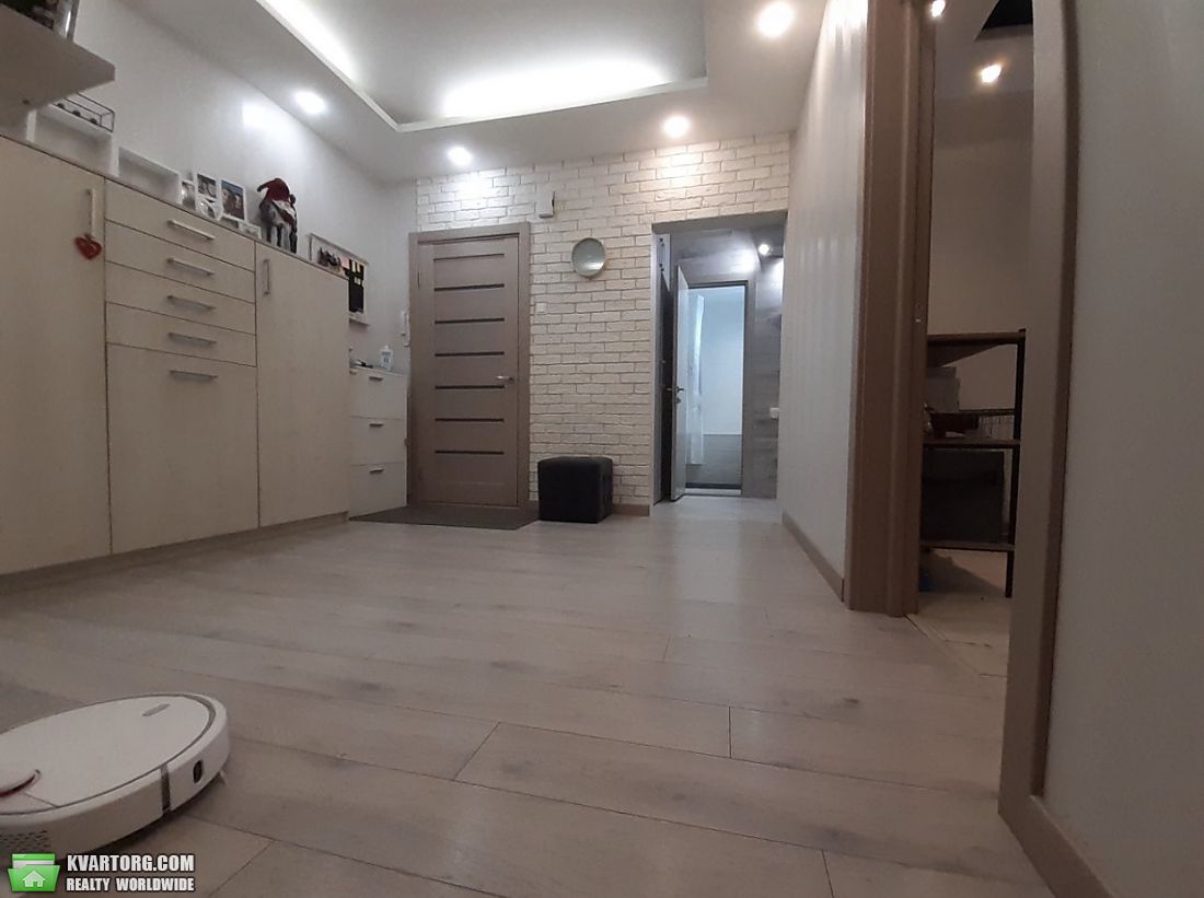 Sell 3-room apartment. Киев, петра панча — photo 1