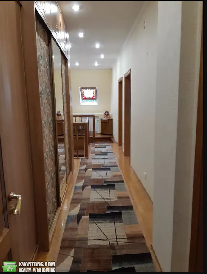 Rent out 4-room apartment. Киев,  Курская — photo 5