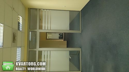Rent out office. Киев, Жилянская — photo 4
