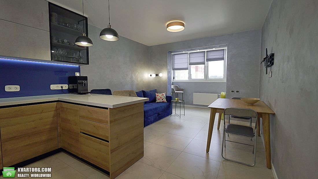Sell 3-room apartment. Киев,  Ясиноватский пер — photo 1